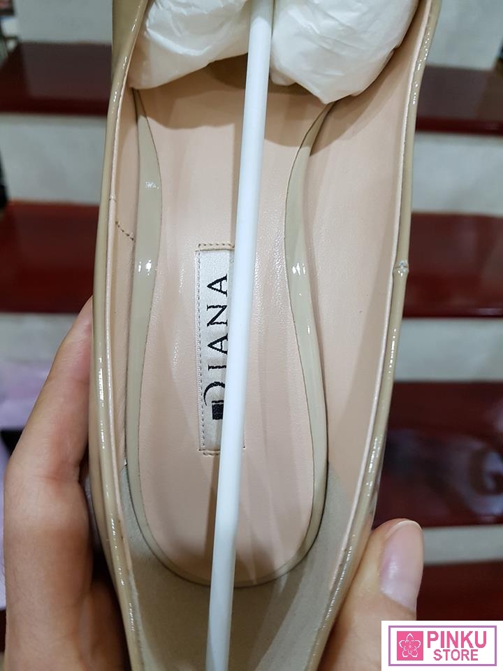 Giày Diana sản xuất tại Nhật